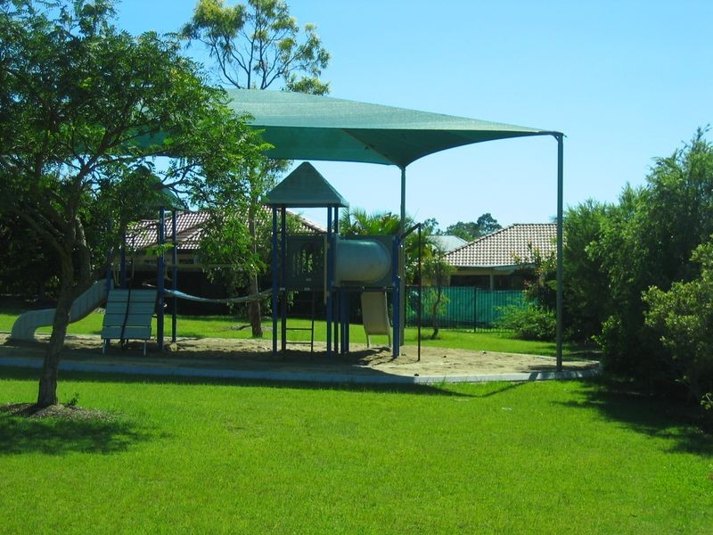 35 Howland Circuit, Pacific Pines QLD 4211