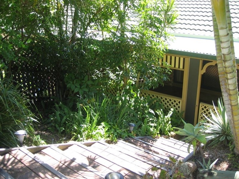 2/179 Turpin Road, Labrador QLD 4215