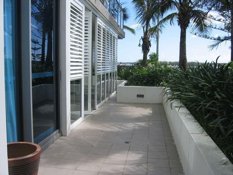 Biggera Waters QLD 4216