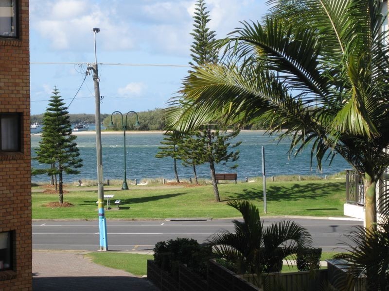 25/490 Marine Parade, Biggera Waters QLD 4216