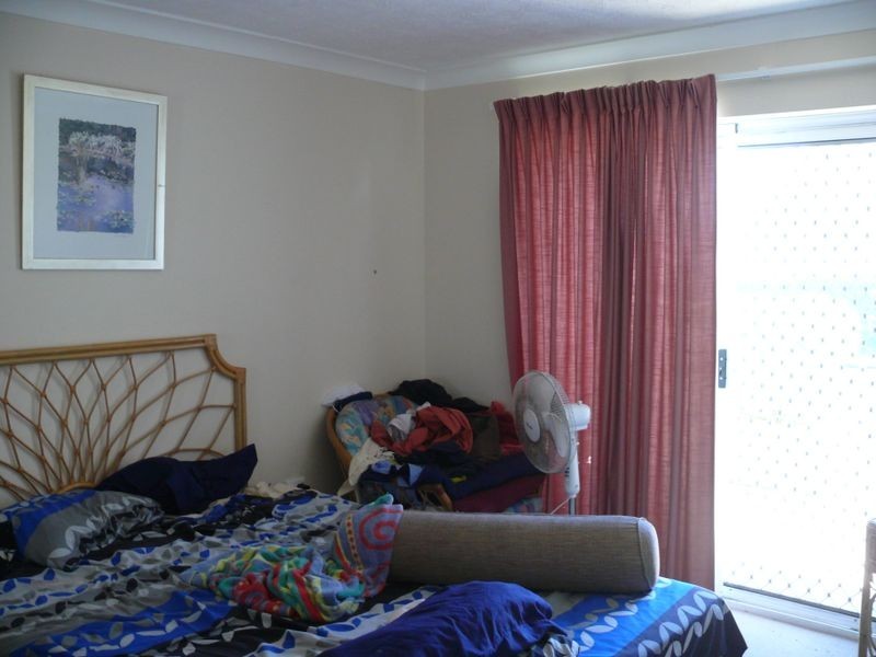 2/6 Back Street, Biggera Waters QLD 4216