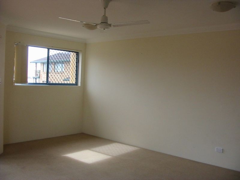 12/89 Frank Street, Labrador QLD 4215