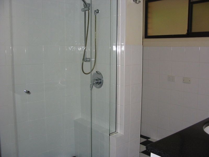 4/173 Muir Street, Labrador QLD 4215