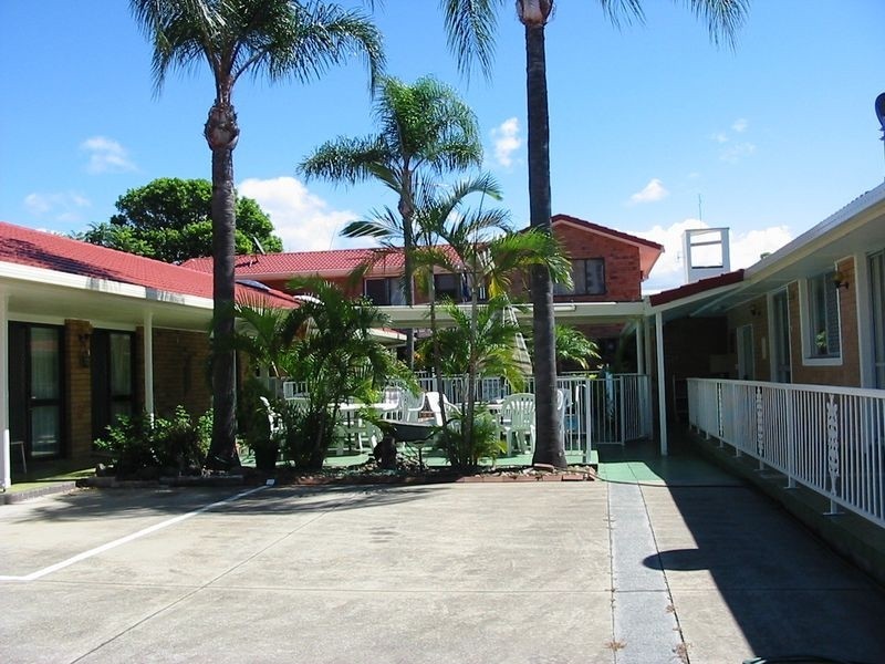 Labrador QLD 4215