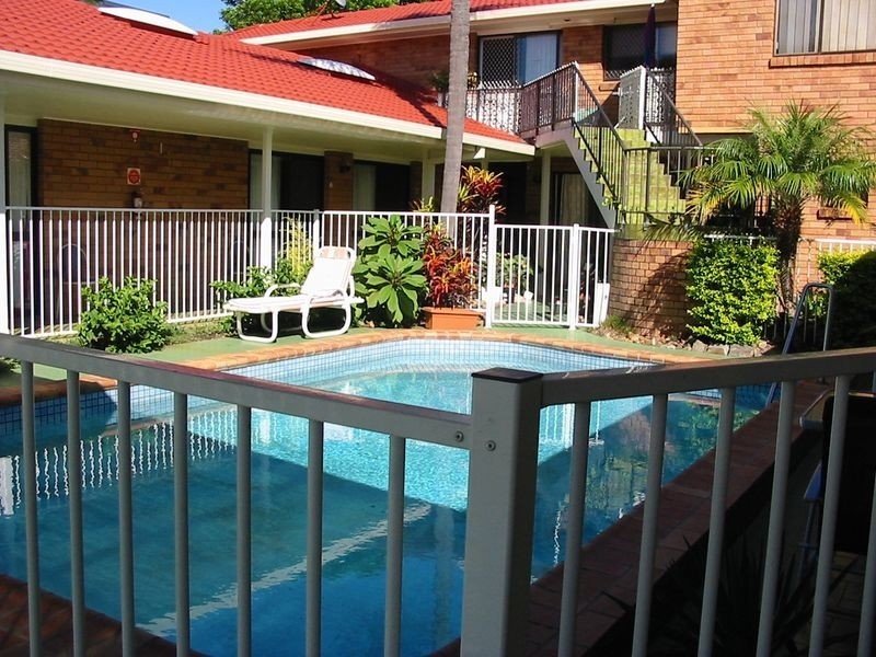 Labrador QLD 4215