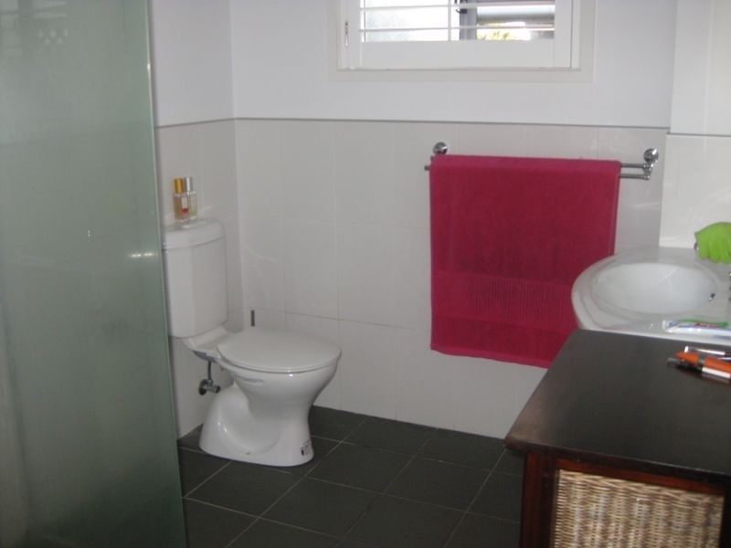 2/23 Hunter Street, Labrador QLD 4215