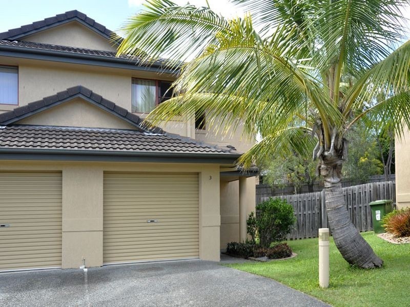 3/111 Greenacre Drive, Parkwood QLD 4214