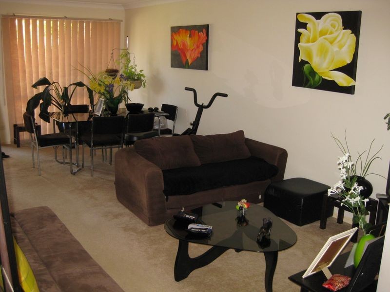 2/6 Calvary Court, Labrador QLD 4215