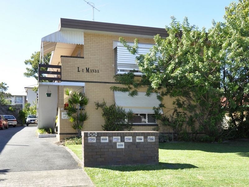 4/37 Middle Street, Labrador QLD 4215