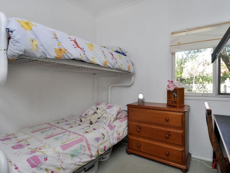 4/37 Middle Street, Labrador QLD 4215