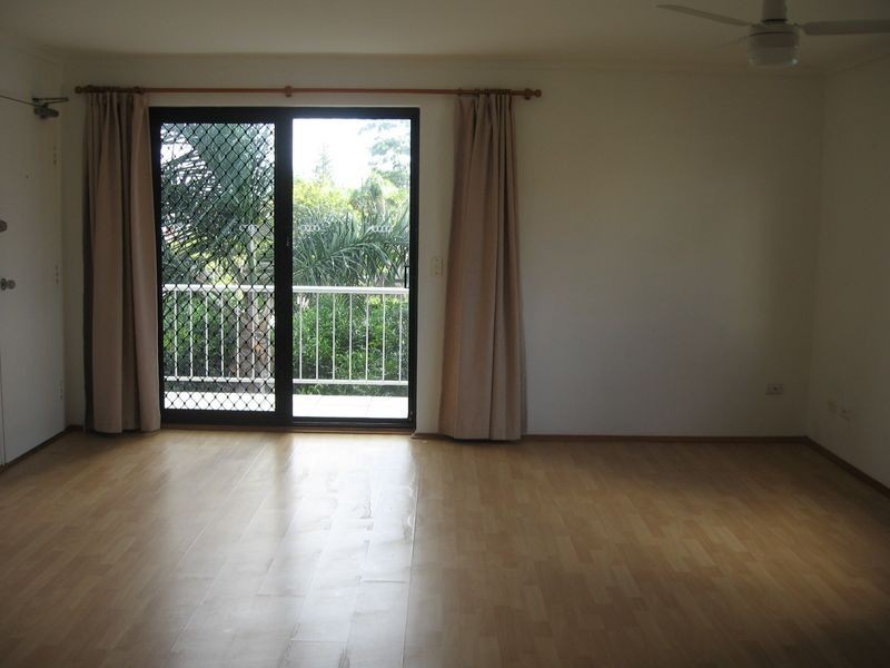 9/61 Frank Street, Labrador QLD 4215