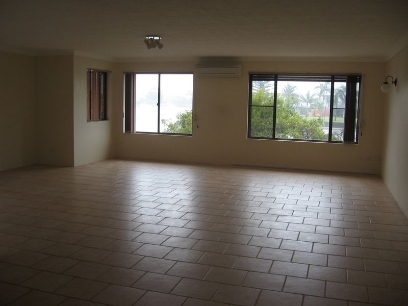 Biggera Waters QLD 4216