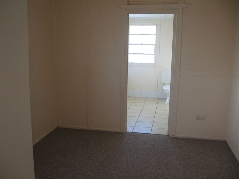 13 Brisbane Road, Biggera Waters QLD 4216