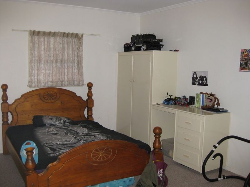 35 Back Street, Biggera Waters QLD 4216
