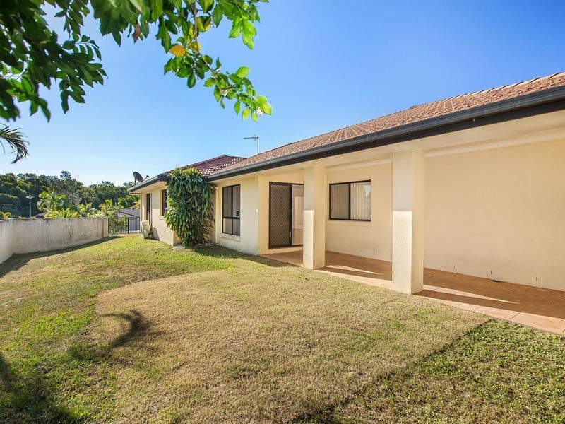 44 Maltravers Drive, Arundel QLD 4214
