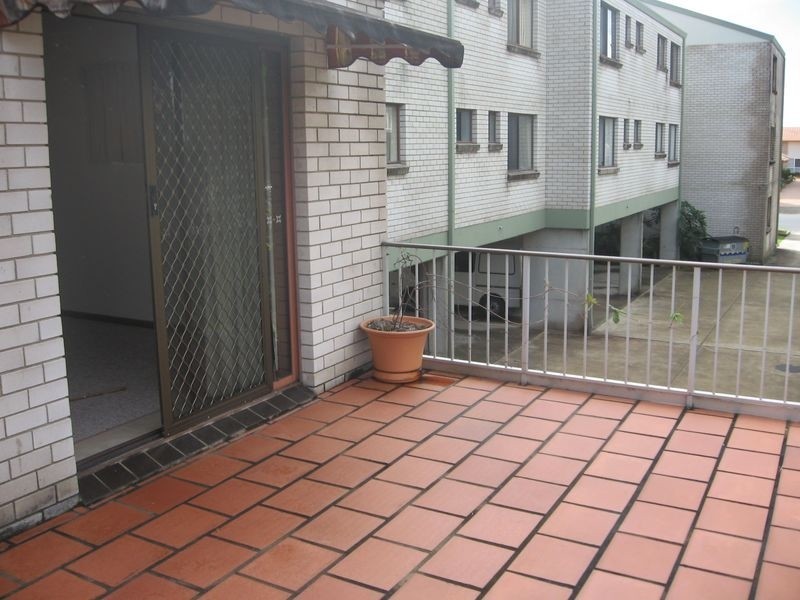6/50 Brighton Street, Biggera Waters QLD 4216