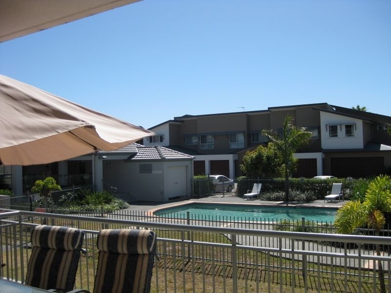 802/33 Clark Street, Biggera Waters QLD 4216