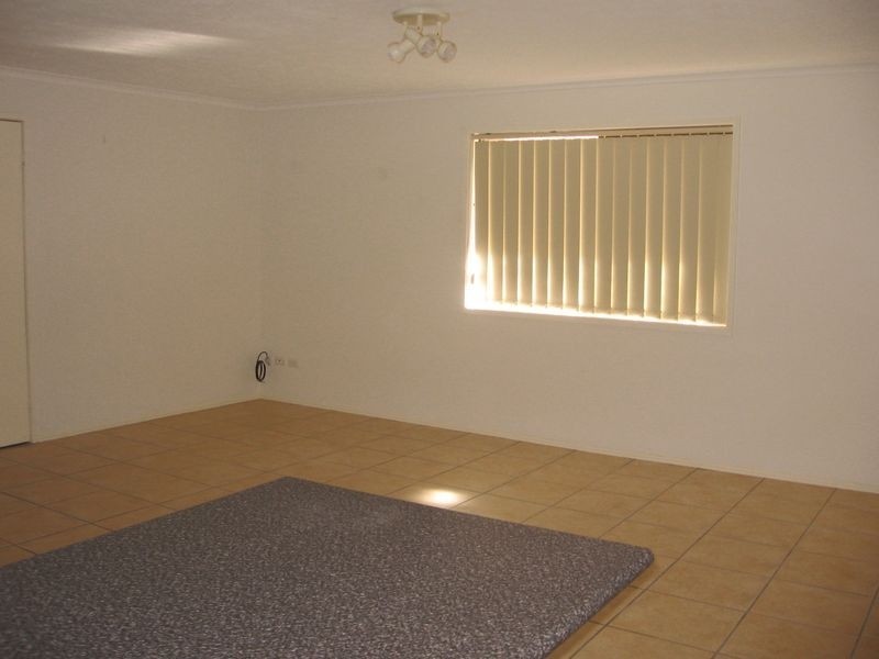 1/8 Baker Avenue, Labrador QLD 4215