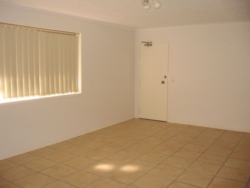 1/8 Baker Avenue, Labrador QLD 4215