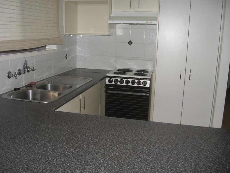 1/8 Baker Avenue, Labrador QLD 4215