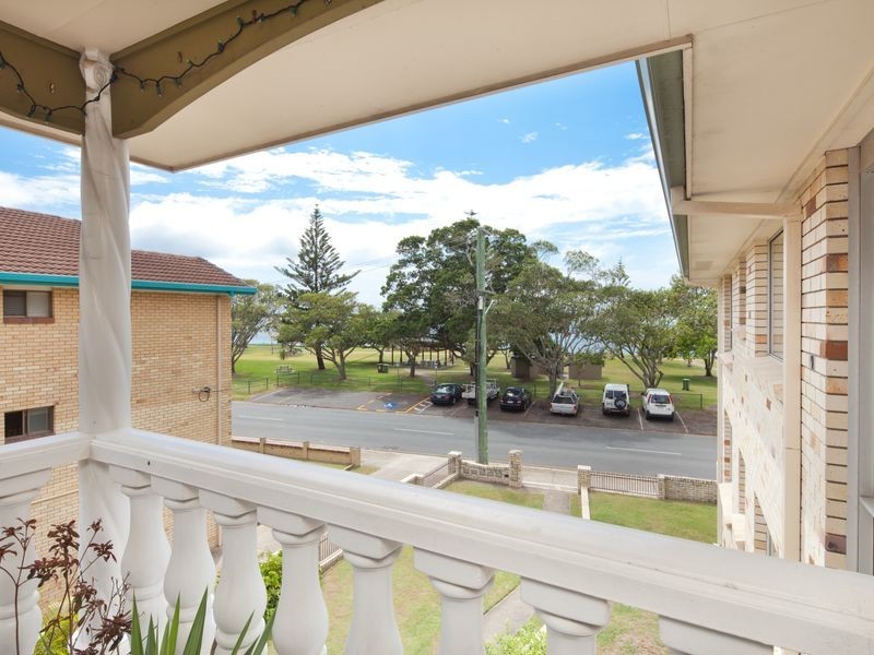 7/216 Marine Parade, Labrador QLD 4215
