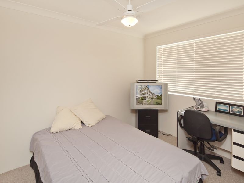 7/216 Marine Parade, Labrador QLD 4215