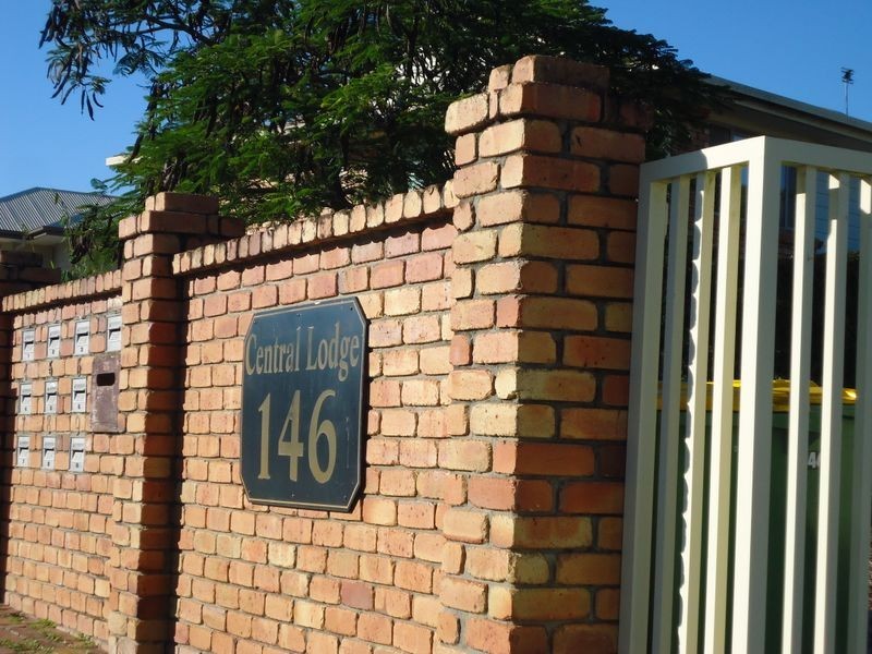 8/146 Central Street, Labrador QLD 4215