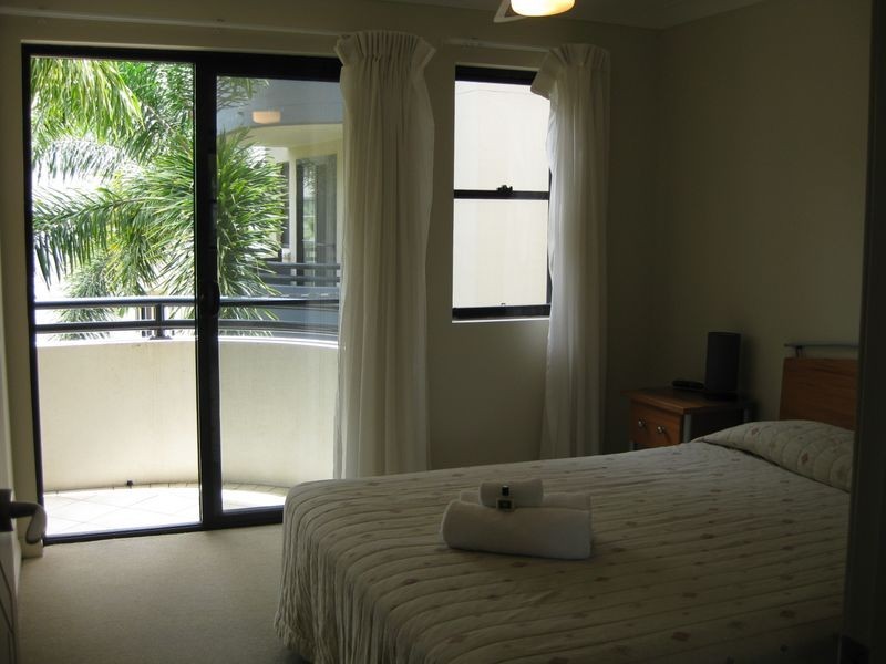 222/392 Marine Parade, Labrador QLD 4215