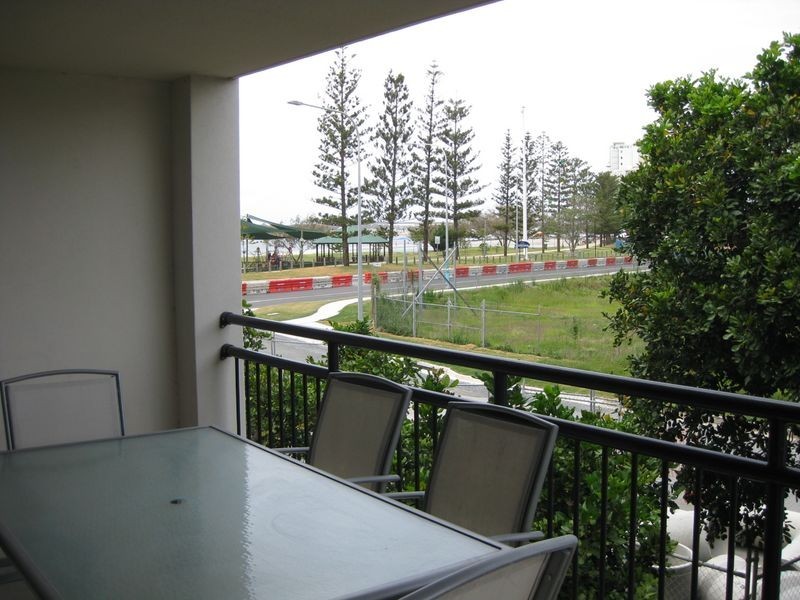 222/392 Marine Parade, Labrador QLD 4215