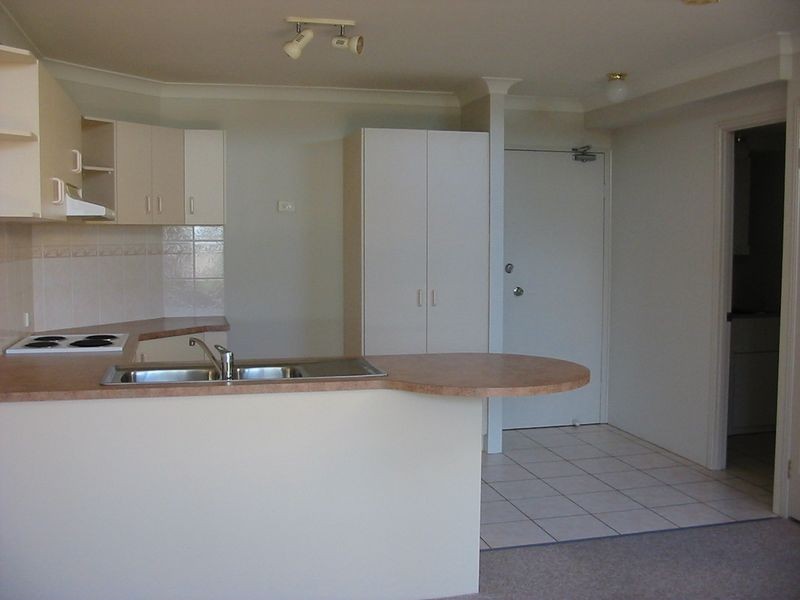 13/143 Frank Street, Labrador QLD 4215