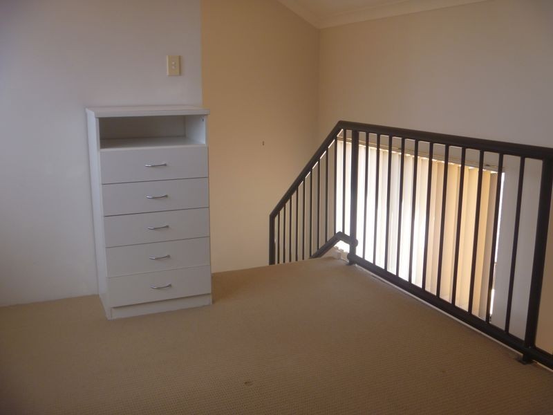 13/143 Frank Street, Labrador QLD 4215