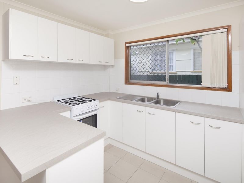 1/28 Stevens Street, Southport QLD 4215