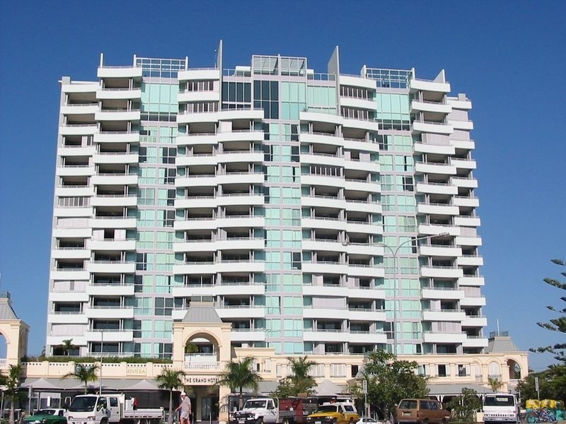 1307/360 Marine Parade, Labrador QLD 4215