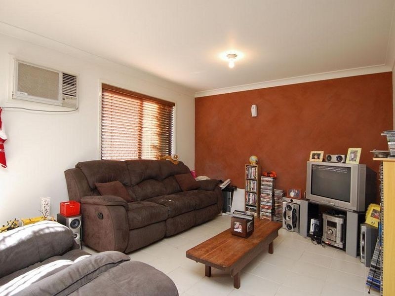 9/72 Imperial Parade, Labrador QLD 4215