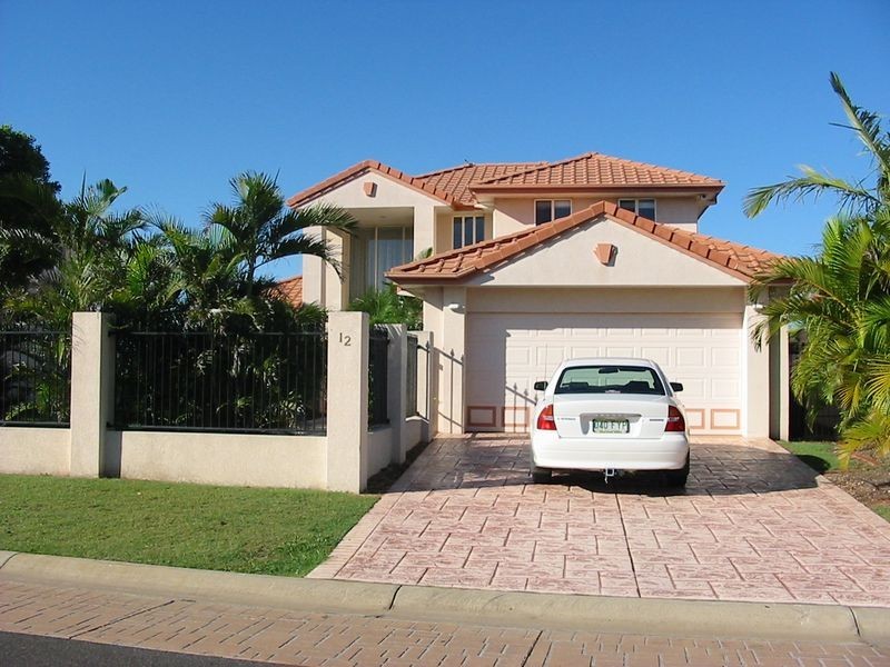 12 Prosperity Drive, Hope Island QLD 4212