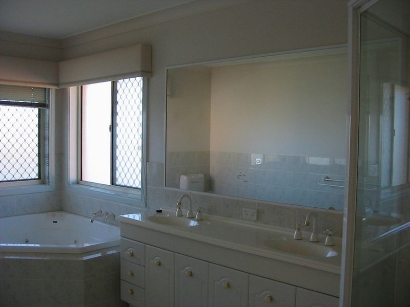 12 Prosperity Drive, Hope Island QLD 4212