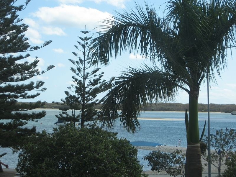 201/352 Marine Parade, Labrador QLD 4215