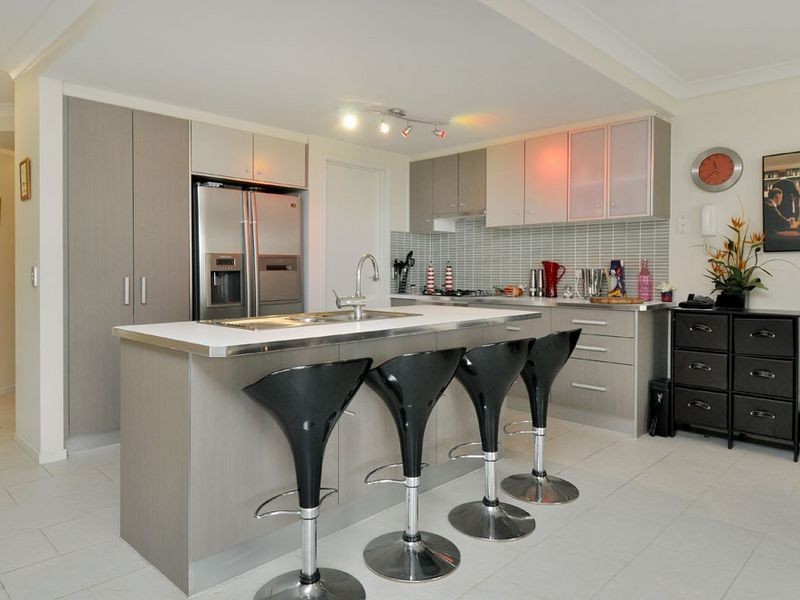 8/3208 Central Place, Carrara QLD 4211