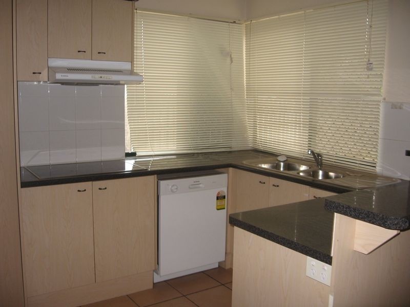 Parkwood QLD 4214