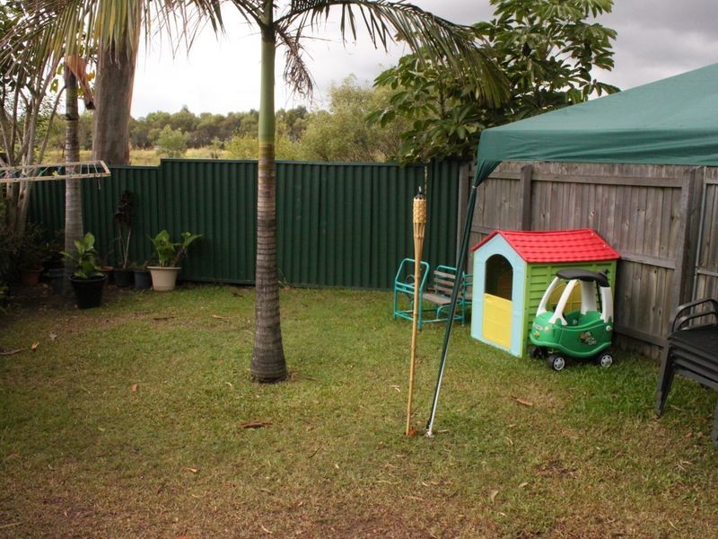 2/643 Pine Ridge Road, Biggera Waters QLD 4216