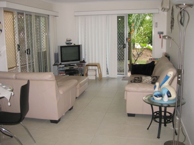 1/10 Brighton Street, Biggera Waters QLD 4216
