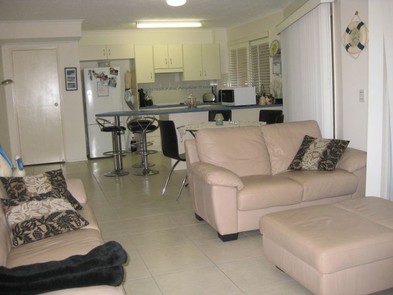 1/10 Brighton Street, Biggera Waters QLD 4216