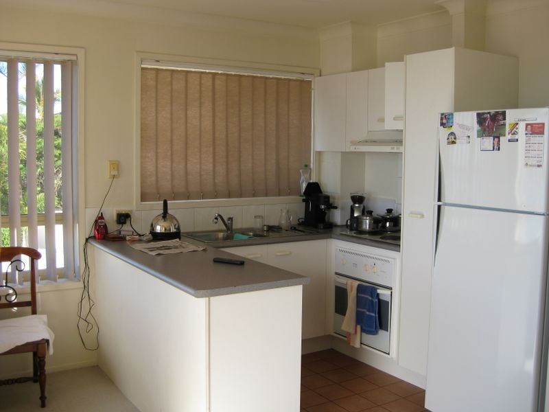 11/416 Marine Parade, Biggera Waters QLD 4216