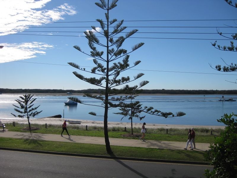 11/416 Marine Parade, Biggera Waters QLD 4216