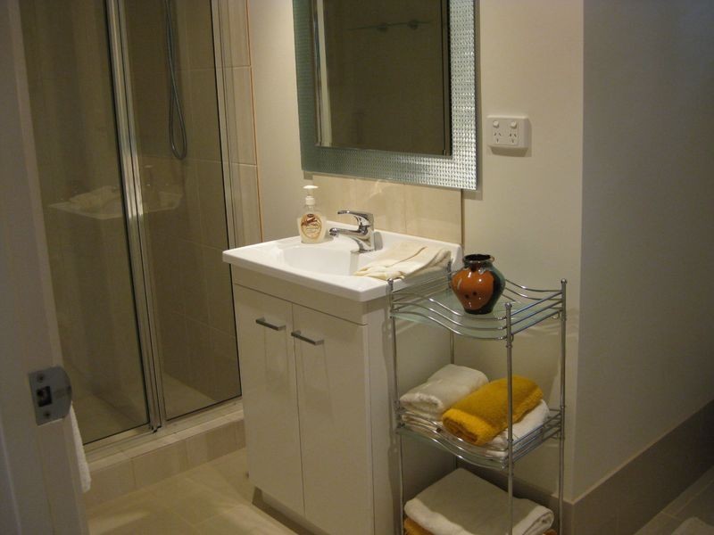 16 Loder Street, Biggera Waters QLD 4216