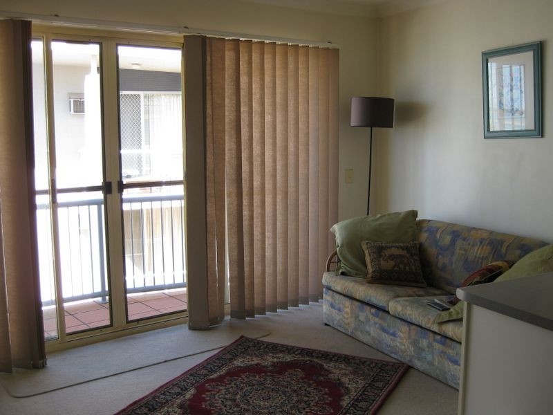 23/416 Marine Parade, Biggera Waters QLD 4216
