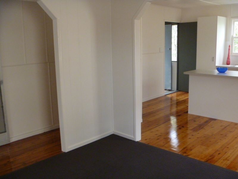 2/16 Ocean Street, Runaway Bay QLD 4216