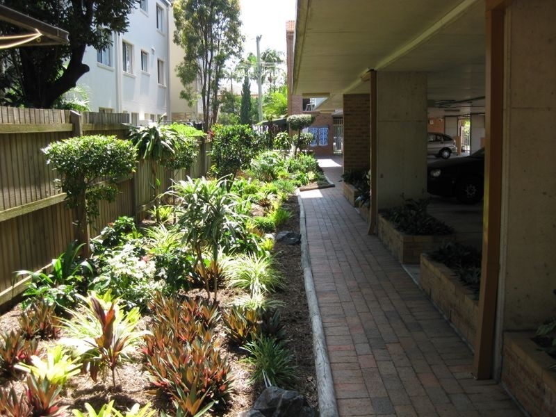 17/4 Brighton Street, Biggera Waters QLD 4216