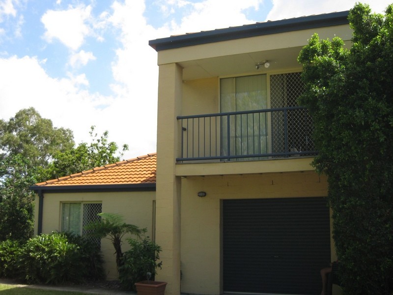 1/183 Government Road, Labrador QLD 4215