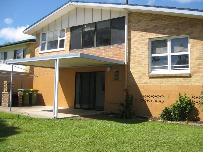 Labrador QLD 4215